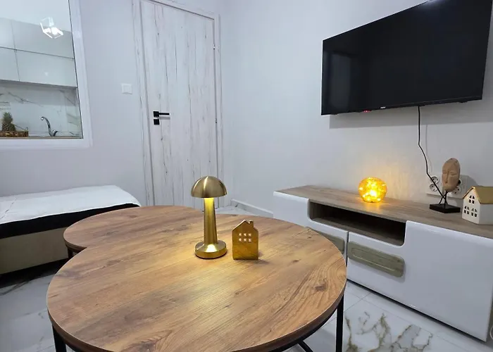 Appartement Cozy In Center Of *